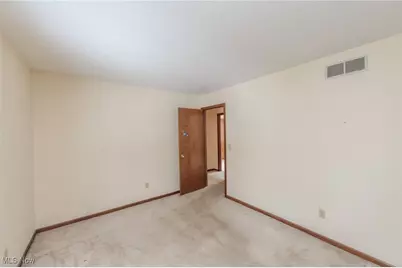 1817 Rusnak Trail, Grandview Heights, OH 44147 - Photo 27