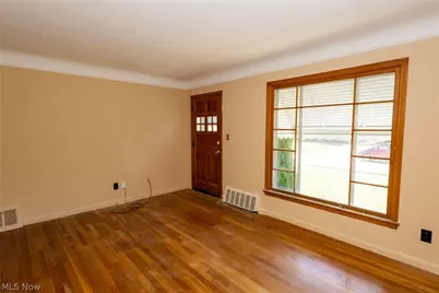 29933 Enid Road, Wickliffe, OH 44092 - Photo 3