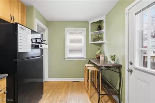 4216 W 57th St, Loveland, OH 44144 - Photo 9