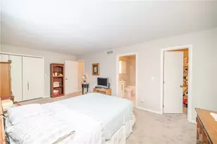 6942 Woodwalk Dr, Brecksville, OH 44141 - Photo 25