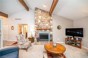 6942 Woodwalk Dr, Brecksville, OH 44141 - Photo 11