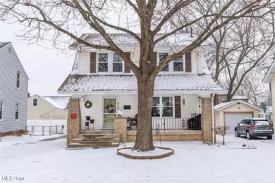 946 Bellflower Avenue SW, Canton, OH 44710 - Photo 3