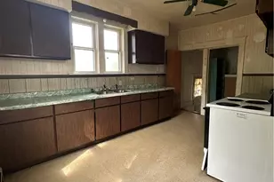 929 N Market St, Lisbon, OH 44432 - Photo 9