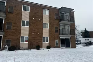 1315 S Lake Wilmer Dr, Sandusky, OH 44870 - Photo 5