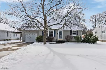 7910 Parkford Street NW, Massillon, OH 44646 - Photo 1