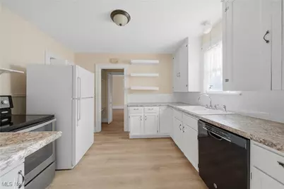 115 Wise Avenue NE, North Canton, OH 44720 - Photo 11