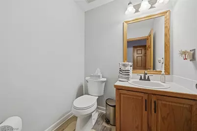 11080 Dunsby Avenue NW, Uniontown, OH 44685 - Photo 15