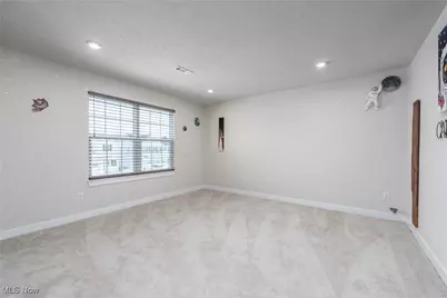 6187 Krystina Run, Lorain, OH 44053 - Photo 25