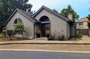 1133 Red Tail Hawk Ct, Boardman, OH 44512 - Photo 23