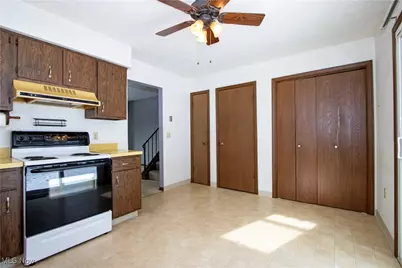 801 & 803 Colony Court, Wooster, OH 44691 - Photo 5