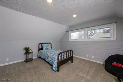 1612 Hanover Street, Cuyahoga Falls, OH 44221 - Photo 23