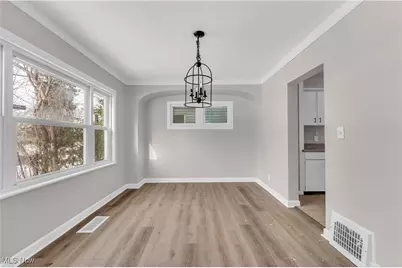 805 Woodland Avenue, Elyria, OH 44035 - Photo 13