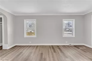 805 Woodland Ave, Elyria, OH 44035 - Photo 15