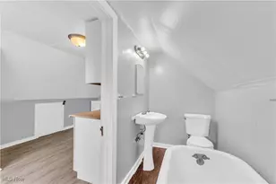 14614 Glendale Ave, Loveland, OH 44128 - Photo 13