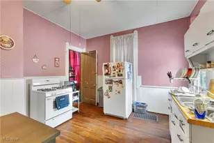 1844 W 48th St, Loveland, OH 44102 - Photo 11