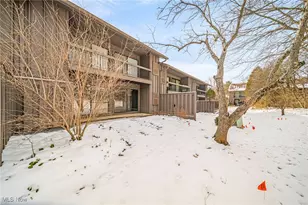 7465 Millrace Ln, Sagamore Hills, OH 44067 - Photo 25