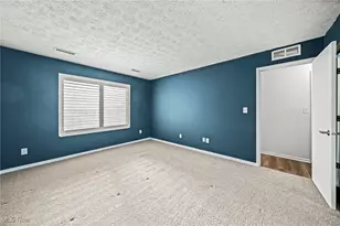 7465 Millrace Ln, Sagamore Hills, OH 44067 - Photo 13