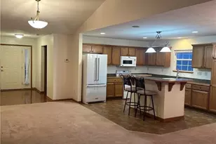 4165 Ledgewater Dr, Mogadore, OH 44260 - Photo 13