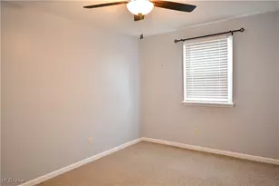 876 Pearson Cir, Boardman, OH 44512 - Photo 23