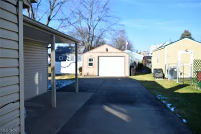 1560 Chattanooga Avenue, Youngstown, OH 44514 - Photo 31