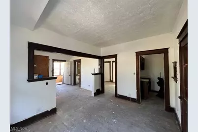 2428 Wydesteel Avenue, Youngstown, OH 44505 - Photo 3