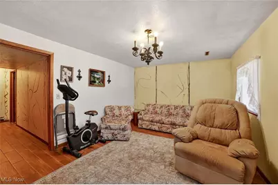 2703 W 40th Street, Lorain, OH 44053 - Photo 9
