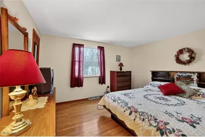 2703 W 40th Street, Lorain, OH 44053 - Photo 17