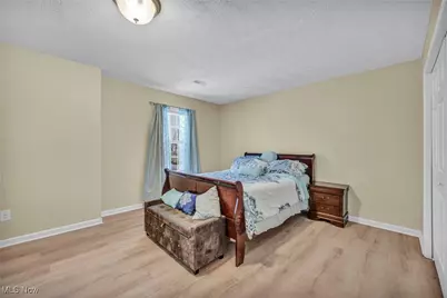 3961 Woodworth Drive, Lorain, OH 44053 - Photo 33