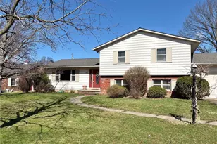 145 Crestview Dr, Elyria, OH 44035 - Photo 3