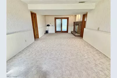 145 Crestview Drive, Elyria, OH 44035 - Photo 33