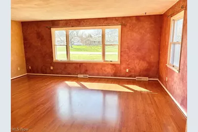 145 Crestview Drive, Elyria, OH 44035 - Photo 13