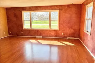 145 Crestview Dr, Elyria, OH 44035 - Photo 13