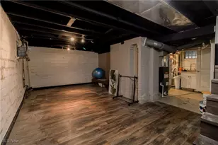 3085 Essex Rd, Cleveland Heights, OH 44118 - Photo 29