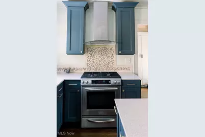 3085 Essex Road, Cleveland Heights, OH 44118 - Photo 11