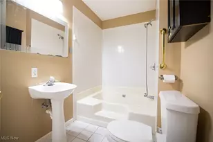 5123 Glenbrook Dr, Vienna, WV 26105 - Photo 33