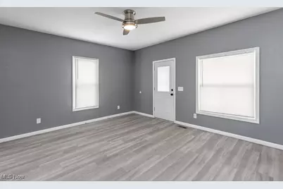 1431 Sherrick Road SE, Canton, OH 44707 - Photo 5