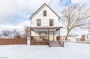 1431 Sherrick Rd SE, Canton, OH 44707 - Photo 1