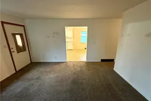 1916 17th St SW, Akron, OH 44314 - Photo 7