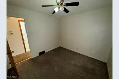 1916 17th Street SW, Akron, OH 44314 - Photo 15