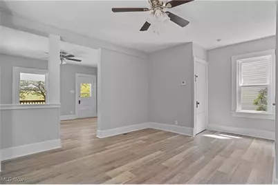 562 Tallmadge Road, Cuyahoga Falls, OH 44221 - Photo 13