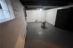 853 Russell Ave, Akron, OH 44307 - Photo 25