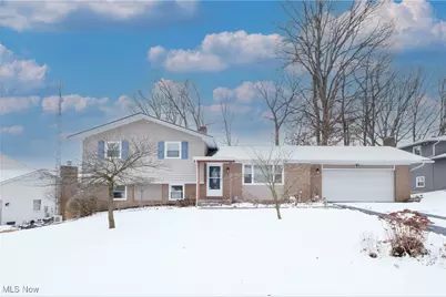 2923 Roanoke Street NW, Massillon, OH 44646 - Photo 1