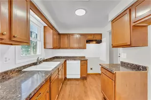 4401 Marshall Ave, Lorain, OH 44053 - Photo 11