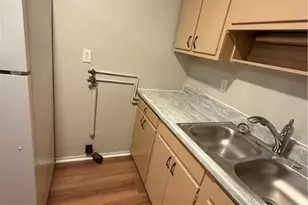 1720 Edgeworth Ave, Cambridge, OH 43725 - Photo 7