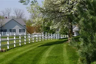 10290 Honeysuckle Ln, Grandview Heights, OH 44147 - Photo 31