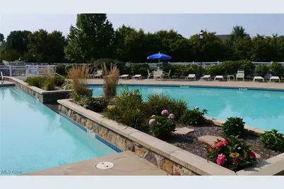 10290 Honeysuckle Lane, Grandview Heights, OH 44147 - Photo 33