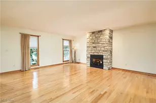 3840 Deer Lake Dr, Medina, OH 44256 - Photo 5