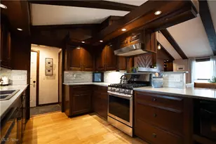 5225 Loma Linda Ln NE, Canton, OH 44714 - Photo 9