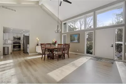 429-53 Honeysuckle Path, Aurora, OH 44202 - Photo 3