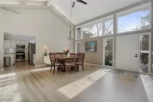 429-53 Honeysuckle Path, Aurora, OH 44202 - Photo 3